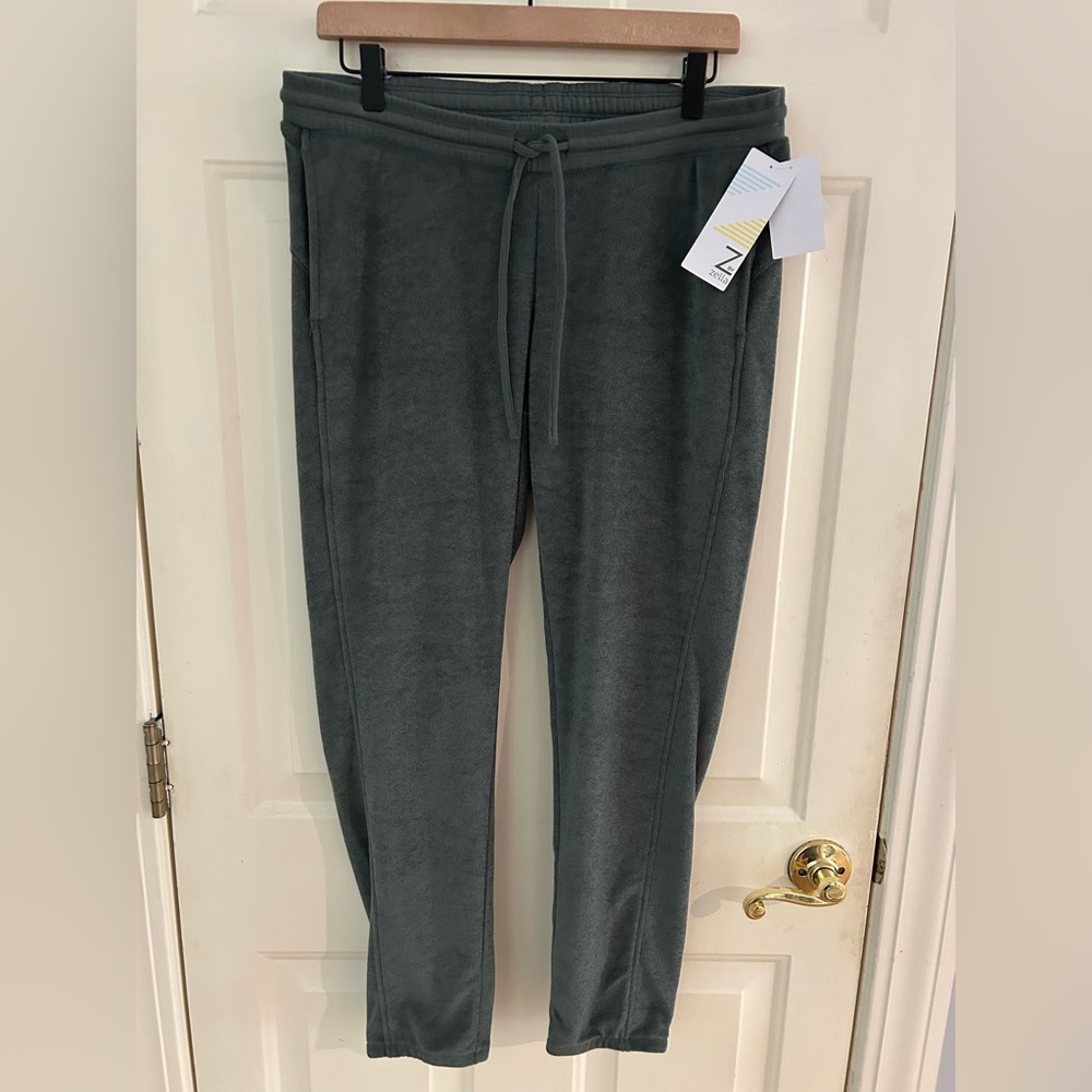 Zella Maternity Green Joggers Sweat Pants Size M NWT